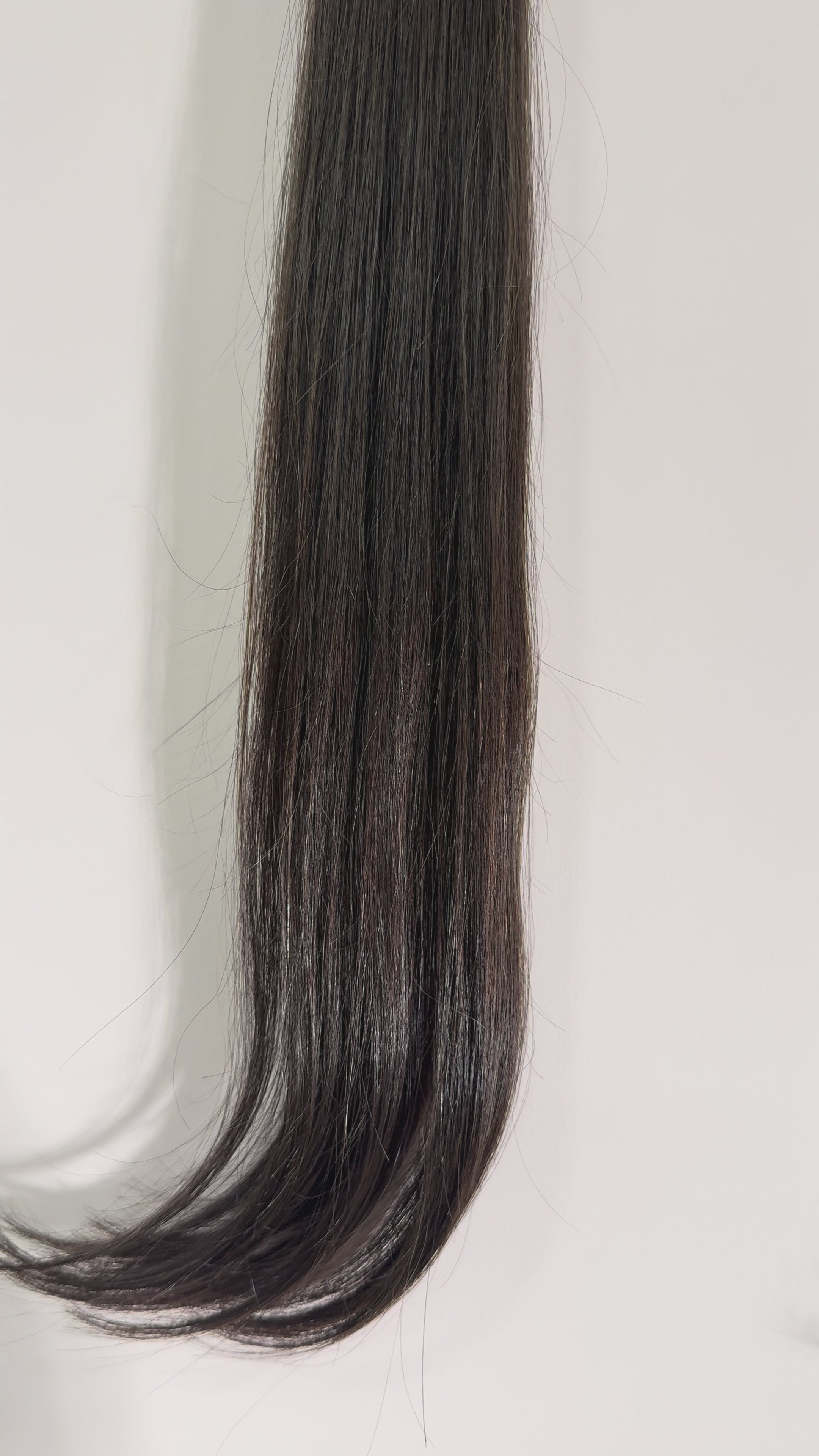 Charger la vidéo : MACHINE WEFT - REMY HAIR