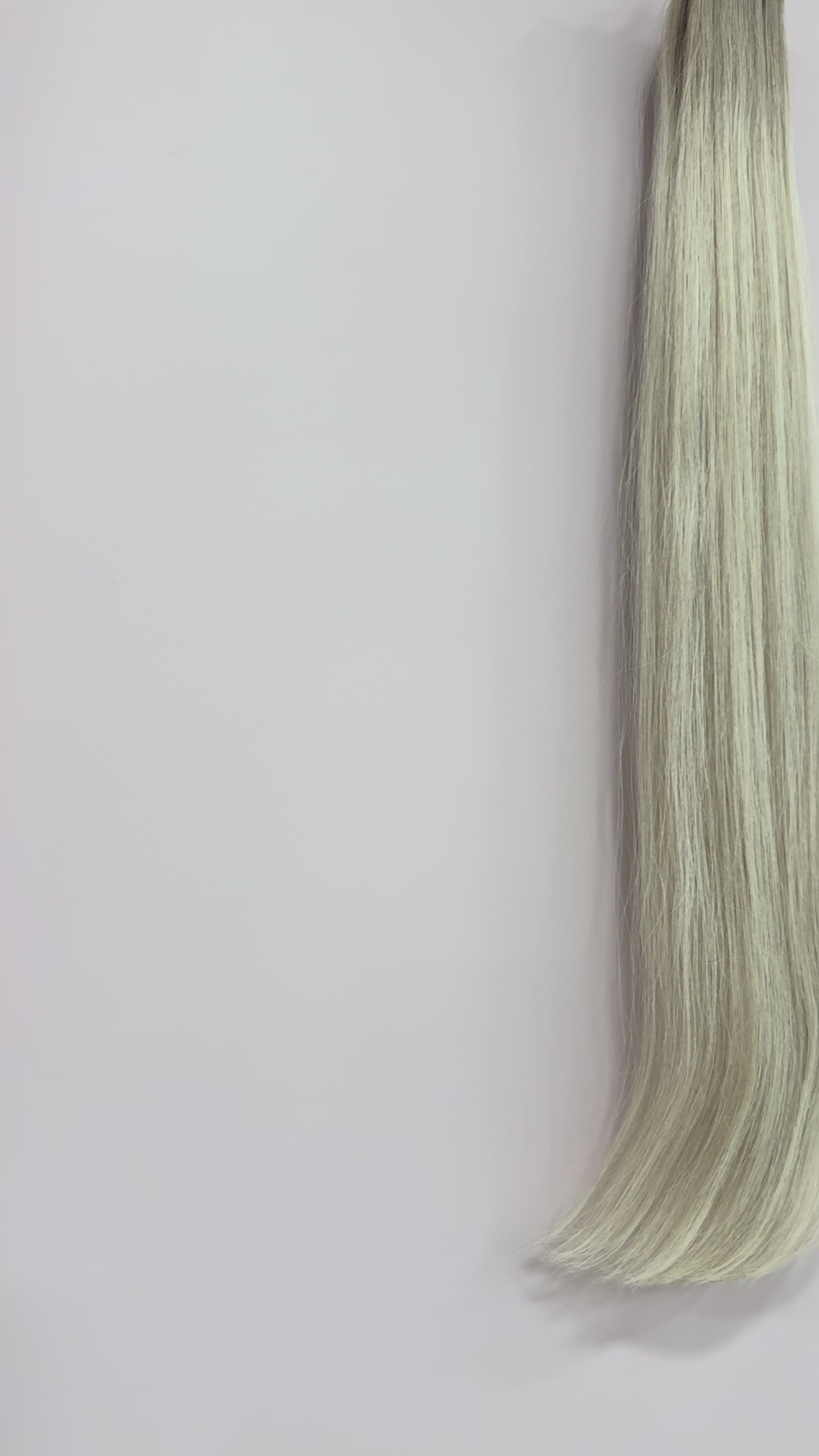 Charger la vidéo : MACHINE WEFT - REMY HAIR