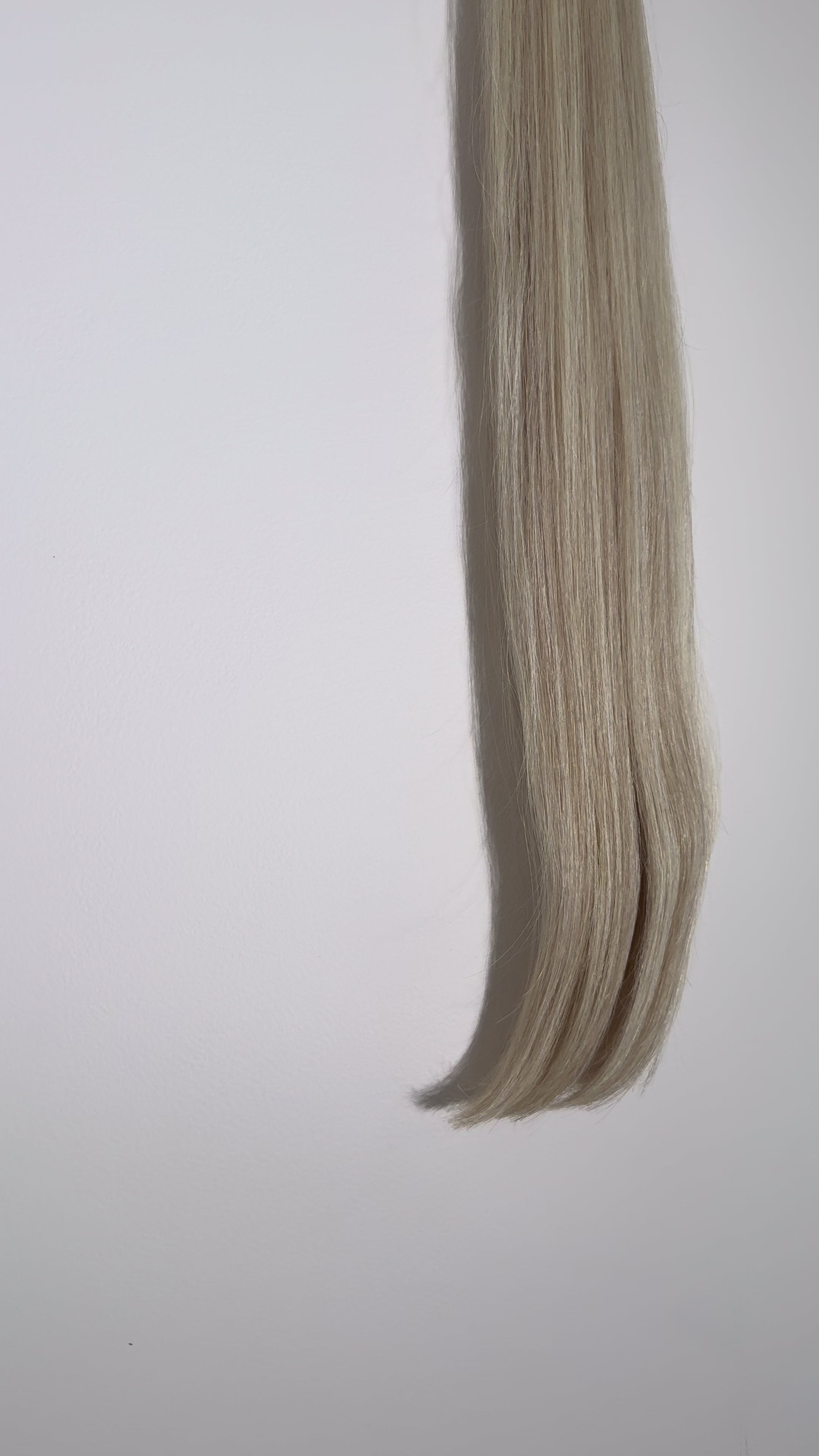 Charger la vidéo : MACHINE WEFT - REMY HAIR