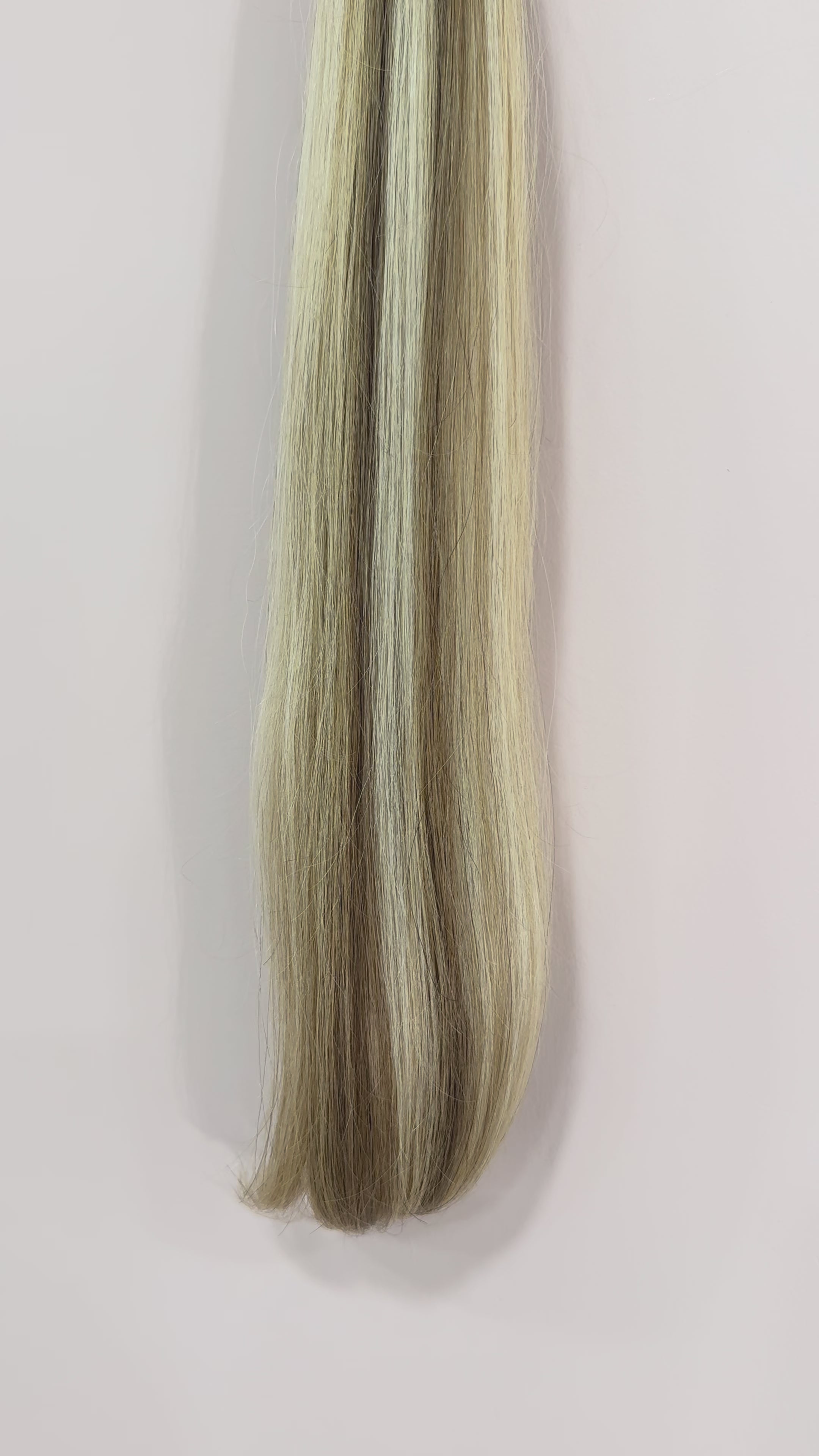 Charger la vidéo : MACHINE WEFT - REMY HAIR