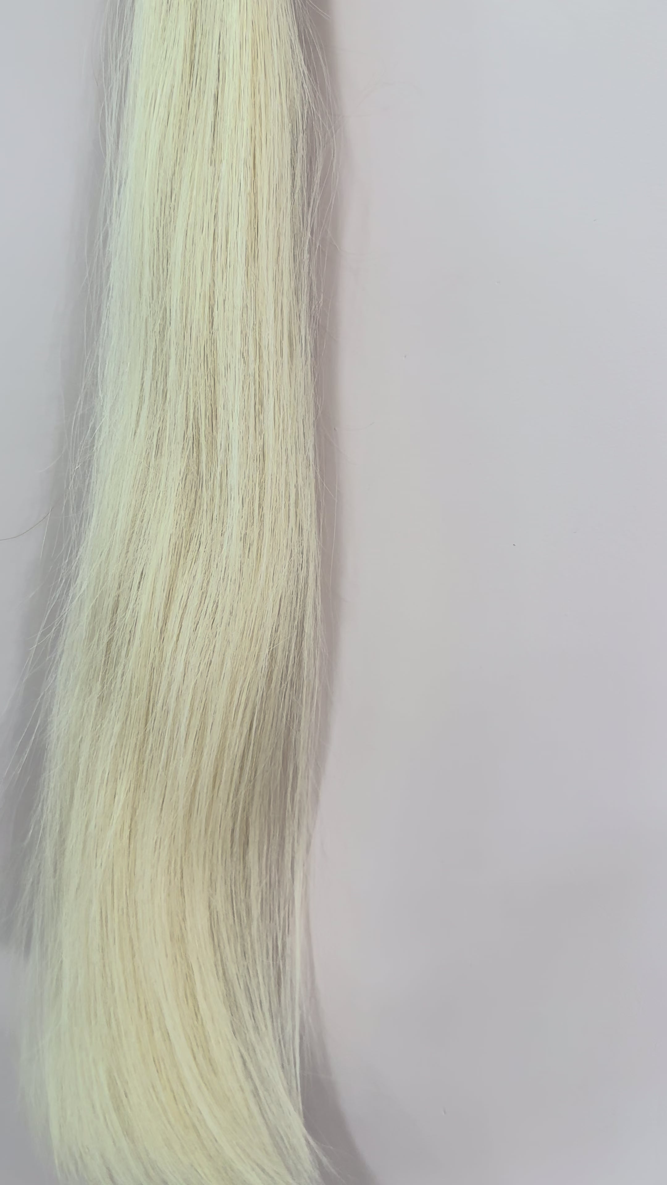 Charger la vidéo : MACHINE WEFT - REMY HAIR